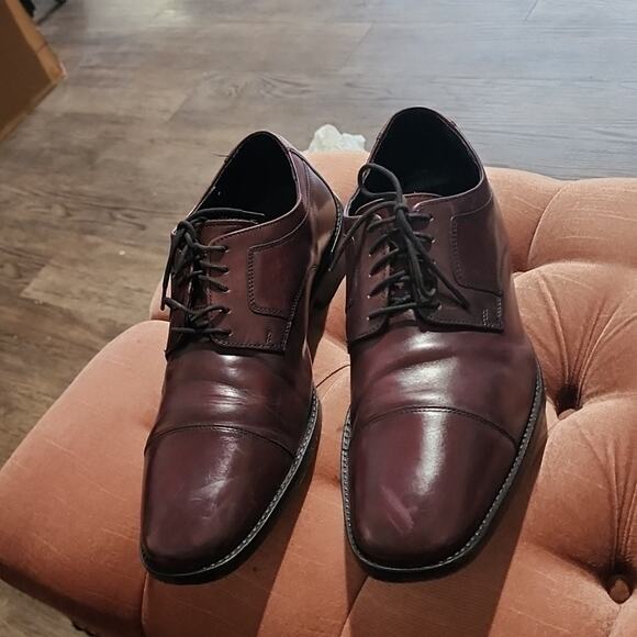 JOHNSTON & MURPHY MENS LEATHER BURGUNDY OXFORDS SIZE 11 MADE IN INDIA - Picture 3 of 15